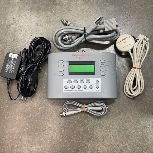 Sencore VP301 Video Pro Generator + Auto ColorPro II Sensor & Cables TESTED - Picture 1 of 9